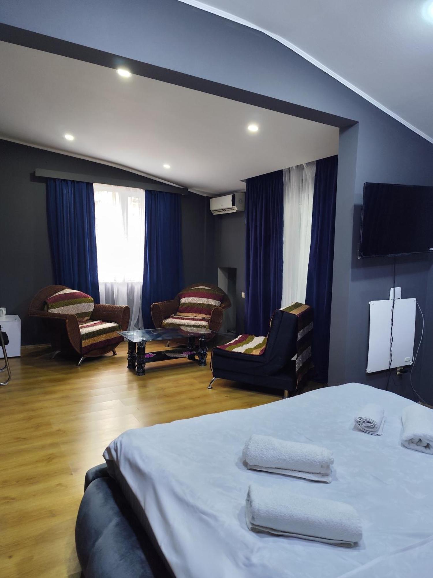 Hotel 770 Batumi Exterior photo
